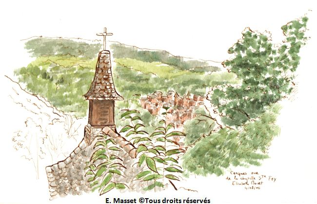 Départ de Conques (Aveyron).Au détour d'un sentier très raide dans la forêt, la chapelle Sainte Foy, avec vue sur Conques. Août 2006.