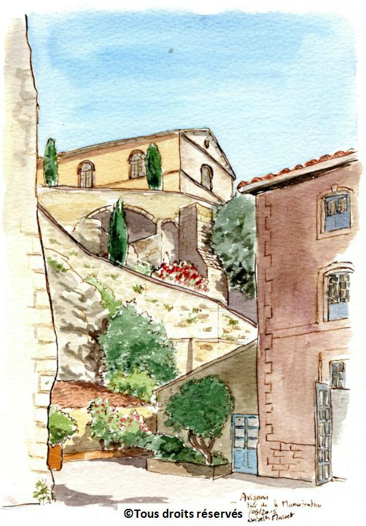 Avignon, quartier de la ManutentionAu dessus, le Palais des papes. Juin 2015.